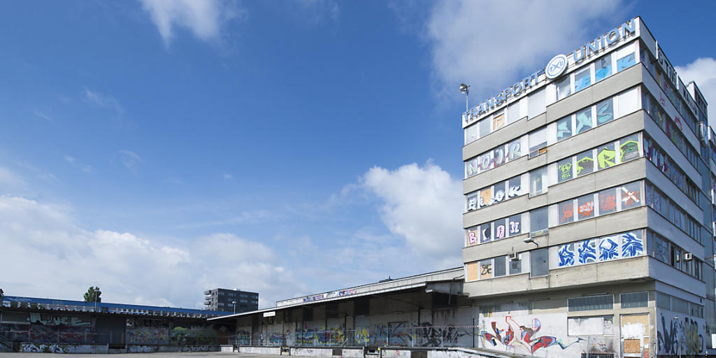 Auf dem Areal Feldreben in Muttenz BL soll ein Bundesasylzentrum mit 500 Plätzen entstehen. Auf dem Areal Feldreben in Muttenz BL soll ein Bundesasylzentrum mit 500 Plätzen entstehen.