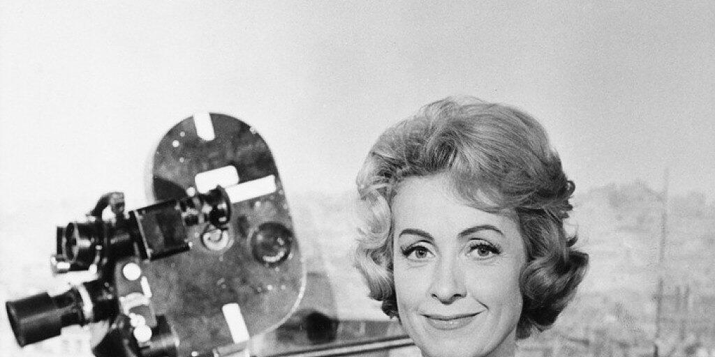 Schauspielerin Danielle Darrieux auf einer Aufnahme für den Film "Meurtre en 45 tours" im Jahr 1959. Die Französin starb am Dienstag im Alter von 100 Jahren. (KEYSTONE/Str)