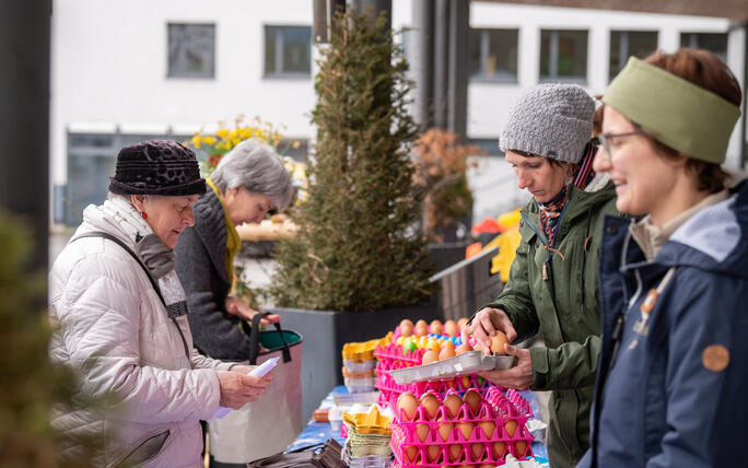 Verkauf von Karfreitags-Eiern in Eschen