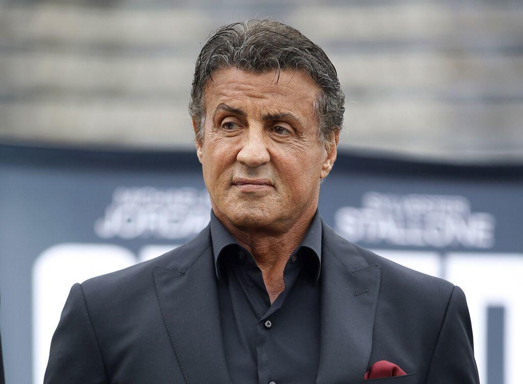 Sylvester Stallone fühlt sich mit 72 immer noch fit genug um einen neuen "Rambo" zu stemmen. (Archivbild) Sylvester Stallone fühlt sich mit 72 immer noch fit genug um einen neuen "Rambo" zu stemmen. (Archivbild)