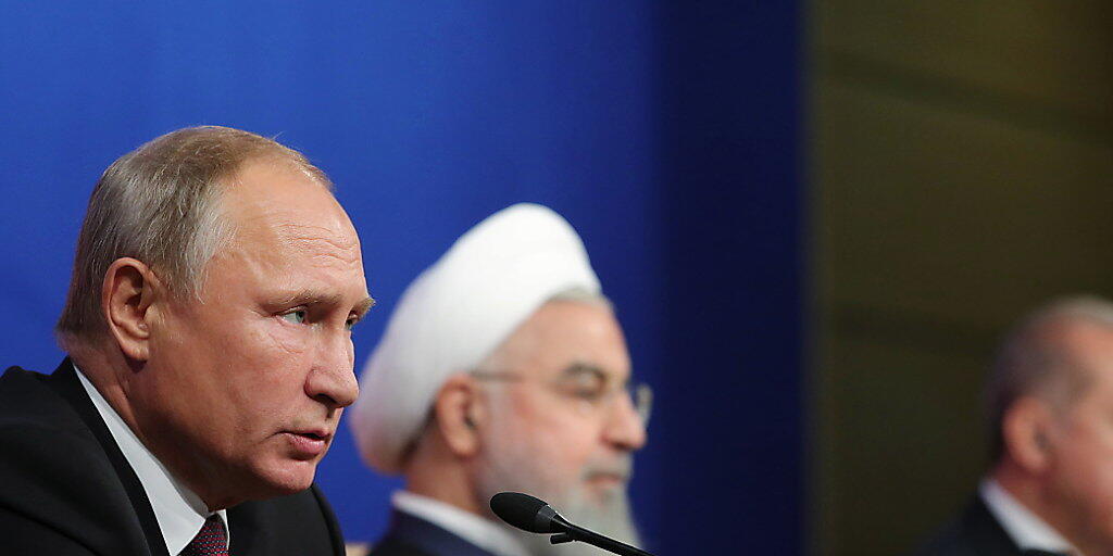 Die Präsidenten der Türkei, Russlands und des Irans konnten sich am Freitag in Teheran nicht auf eine Waffenruhe einigen. Am Samstag haben syrische und russische Streitkräfte Ortschaften in der Rebellen-Provinz unter Beschuss genommen. (Archivbild)