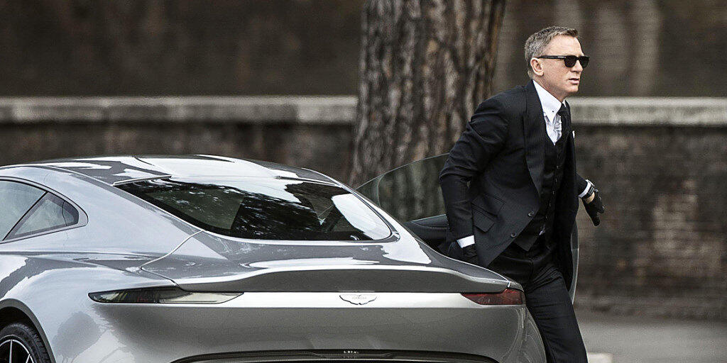 Die durch James-Bond-Filme bekannte Sportwagenmarke Aston Martin muss tausende seiner Fahrzeuge zurückrufen. (Archivbild)