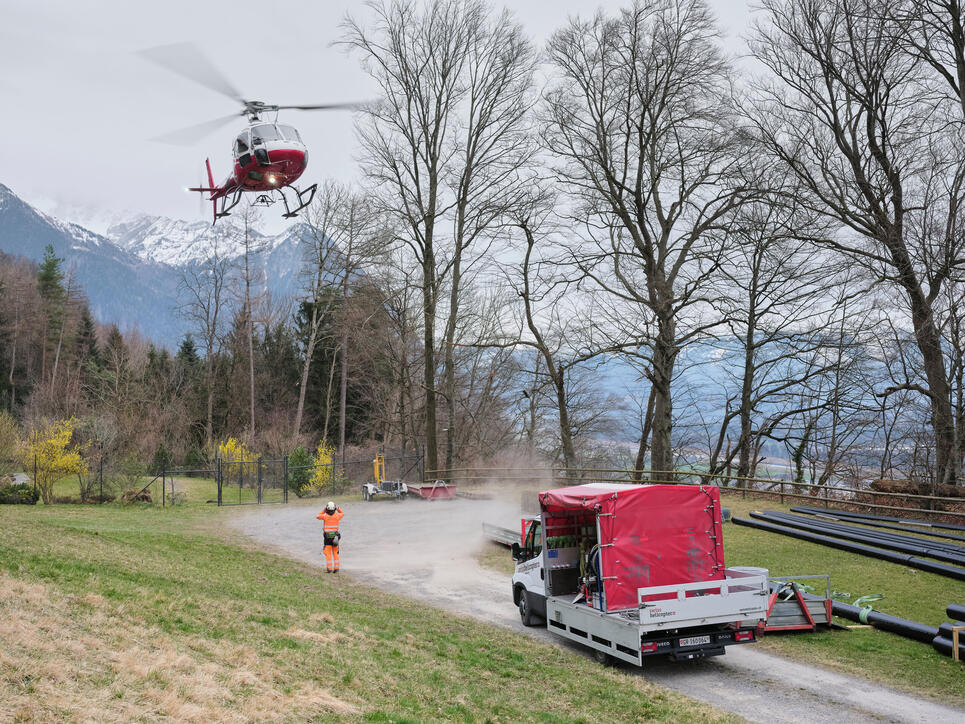 Installation der Fernwärme auf Schloss Vaduz