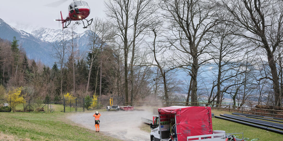 Installation der Fernwärme auf Schloss Vaduz