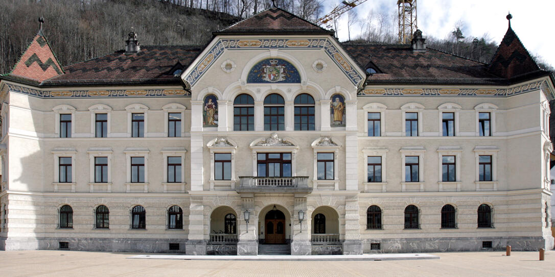 Symbolfotos, Symbolbilder, Regierungsgebäude (Vaduz, Liechtenste Symbolfotos, Symbolbilder, Regierungsgebäude (Vaduz, Liechtenste