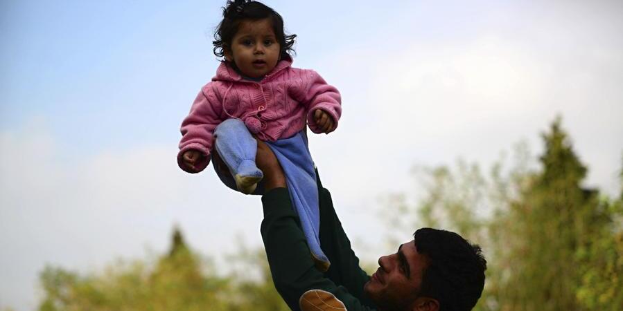refugees leaving Hungary