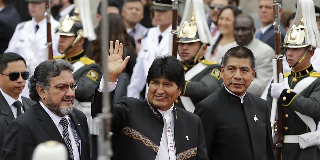 Boliviens Präsident Evo Morales treibt den Bau einer Bahnstrecke in Südamerika voran. (Archivbild) Boliviens Präsident Evo Morales treibt den Bau einer Bahnstrecke in Südamerika voran. (Archivbild)