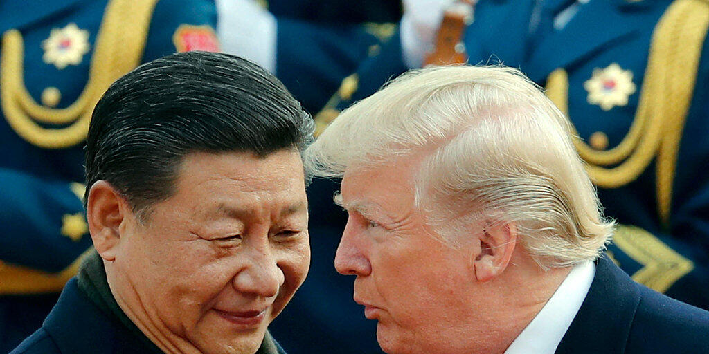 US-Präsident Donald Trump und der chinesische Präsident Xi Jinping bei einem Treffen Ende. Die Eintracht der beiden hat offenbar ein Ende. (Archivbild)