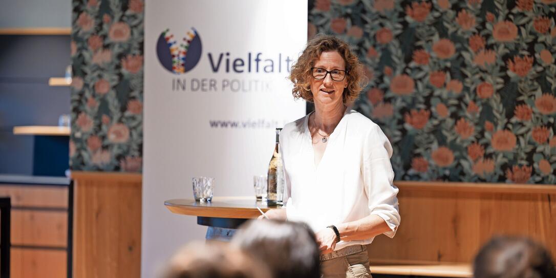 Politik-Infoveranstaltung für Frauen - Weibliche Landtagsabgeordnete berichten über ihre Erfahrungen, Schaan