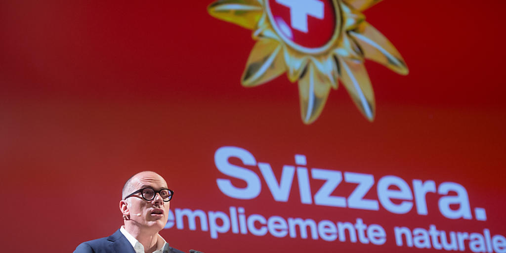 Jürg Schmid, Direktor von Schweiz Tourismus, erhält künftig einen maximalen Fixlohn von 313'000 Franken. So will es der Bundesrat. (Archivbild)