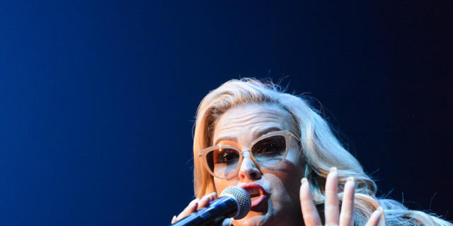 US-Sängerin Anastacia auf der Bühne in Zermatt