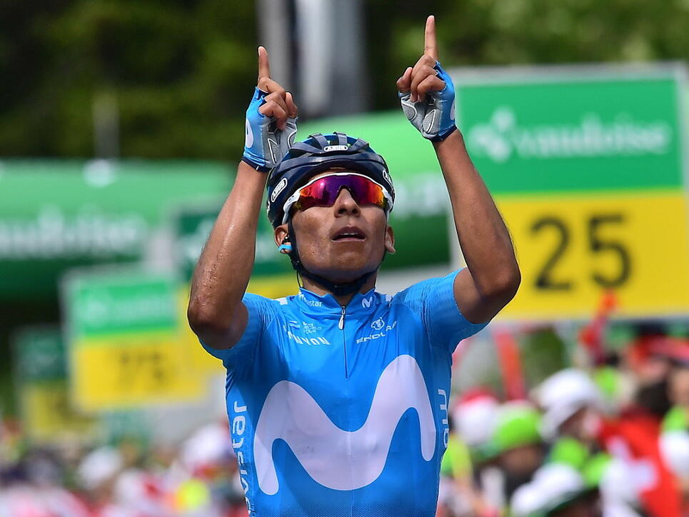 Nairo Quintana freut sich in Arosa über seinen Etappensieg an der Tour de Suisse