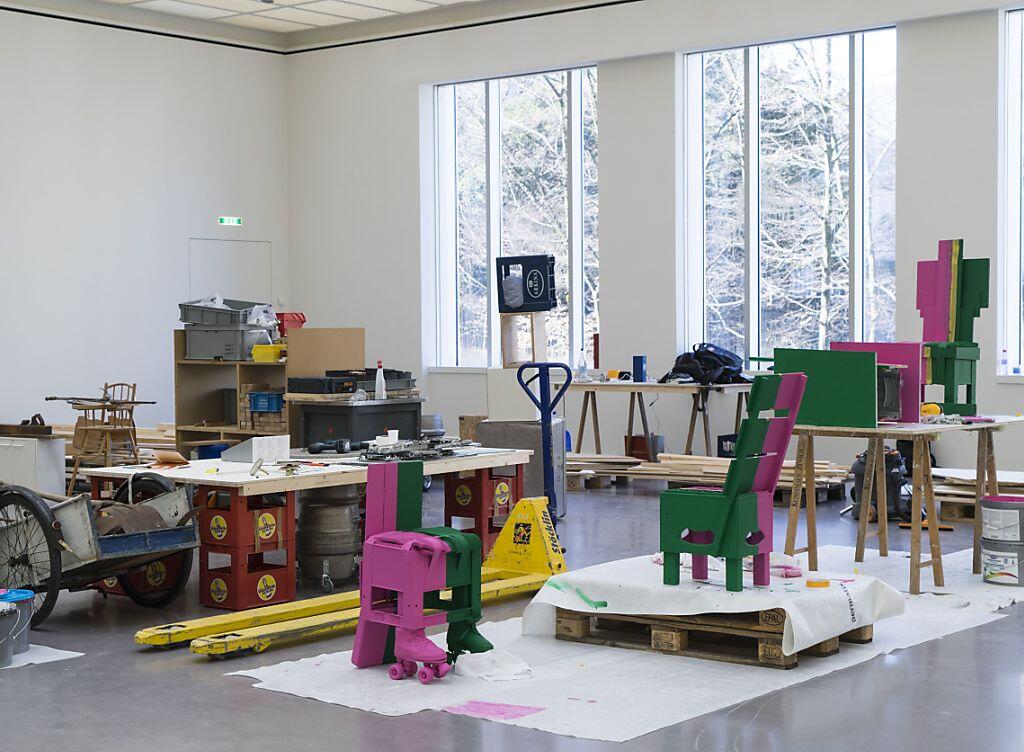 Das Kunsthaus Zürich zeigt vom 16. Februar bis 25. März 2018 die Ausstellung "Abraham Cruzvillegas. Autorreconstrucción: Social Tissue". Das Kunsthaus Zürich zeigt vom 16. Februar bis 25. März 2018 die Ausstellung "Abraham Cruzvillegas. Autorreconstrucción: Social Tissue".