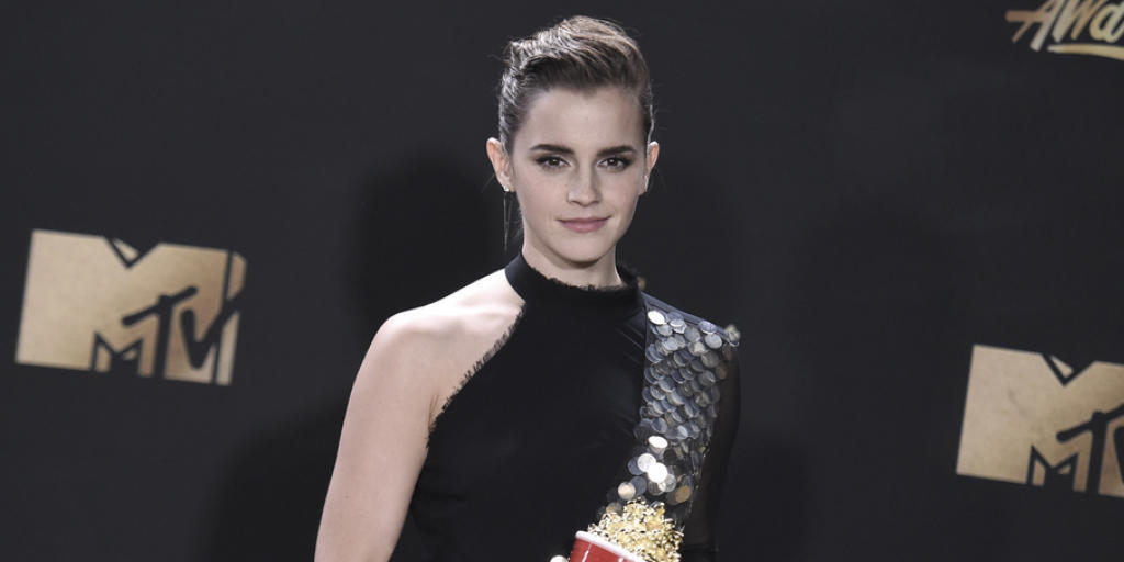 Emma Watson erhielt am 7. Mai in Los Angeles bei der Vergabe der MTV Movie & TV Awards als Hauptdarstellerin des Disney-Klassikers "Beauty and the Beast" die Auszeichnung "Bester Schauspieler". Emma Watson erhielt am 7. Mai in Los Angeles bei der Vergabe der MTV Movie & TV Awards als Hauptdarstellerin des Disney-Klassikers "Beauty and the Beast" die Auszeichnung "Bester Schauspieler".
