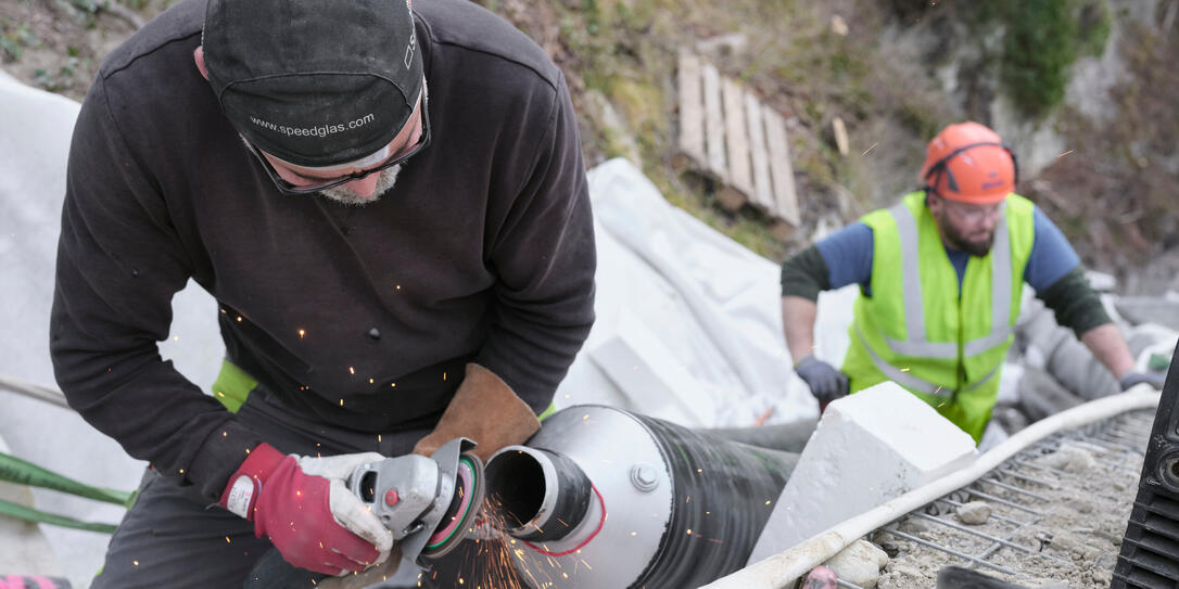 Installation der Fernwärme auf Schloss Vaduz