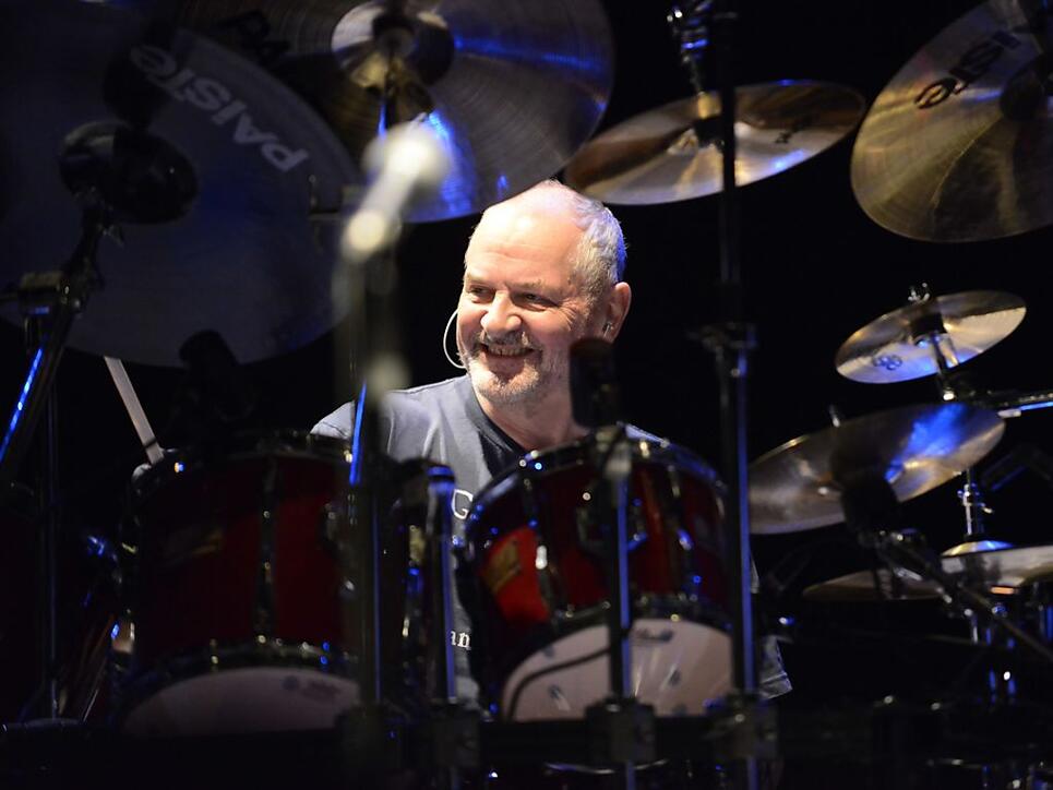 Der britische Schlagzeuger Jon Hiseman ist im Alter von 73 Jahren an den Folgen einer Hirntumor-Operation gestorben. (Archivbild)