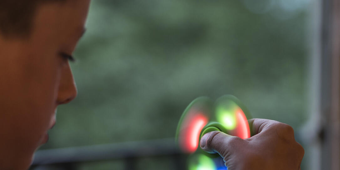 SCHWEIZ SPIELZEUG FIDGET SPINNER