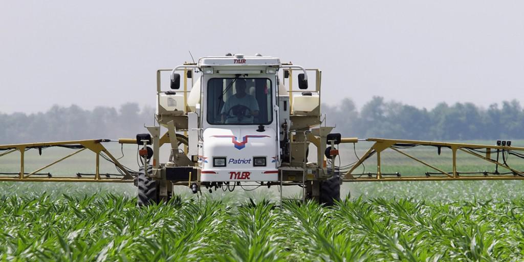 Glyphosat ist das weltweit am meisten eingesetzte Herbizid. In den USA werden jährlich über 100'000 Tonnen verbraucht, vor allem im Soja- und Maisanbau. In der Schweiz sind es schätzungsweise 300 Tonnen (Archiv)