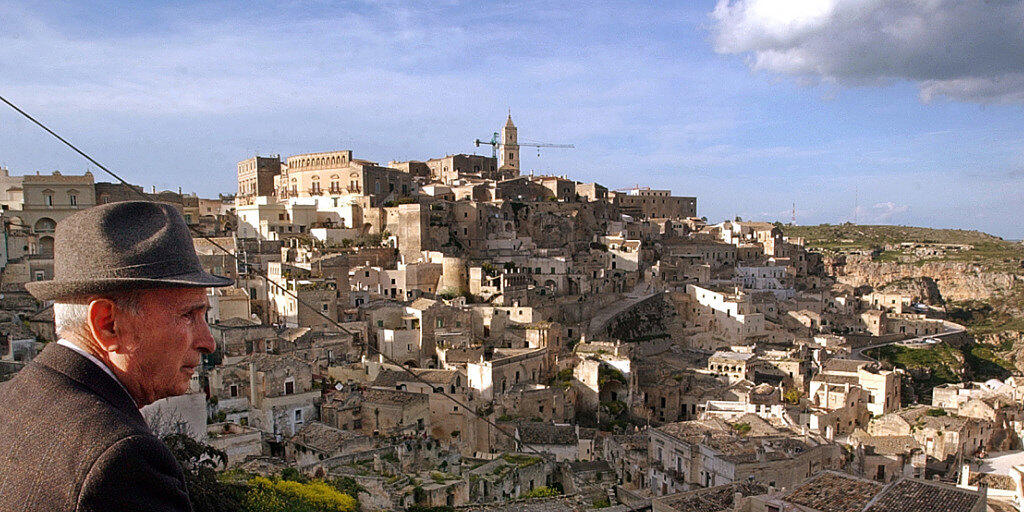 Im süditalienischen Matera, Europas Kulturhauptstadt 2019, wird die Prolog-Szene der 25. Ausgabe des neuen James Bond-Films mit Daniel Craig in der Hauptrolle gedreht. Dies berichten italienische Medien am Sonntag. (Archivbild) Im süditalienischen Matera, Europas Kulturhauptstadt 2019, wird die Prolog-Szene der 25. Ausgabe des neuen James Bond-Films mit Daniel Craig in der Hauptrolle gedreht. Dies berichten italienische Medien am Sonntag. (Archivbild)