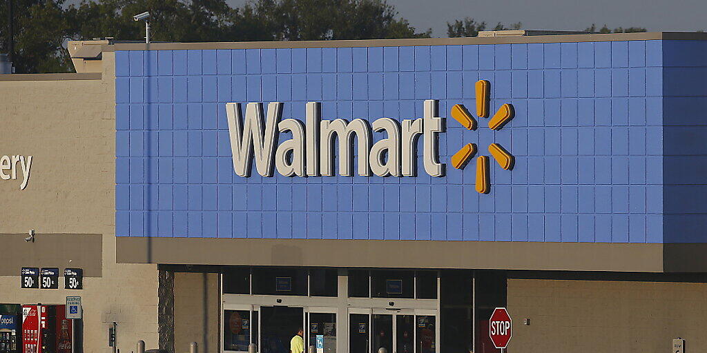 Nach Walmart haben sich in den USA zahlreiche Einzelhändler einer Initiative gegen das offene Tragen von Waffen in ihren Geschäften angeschlossen. (Archivbild)