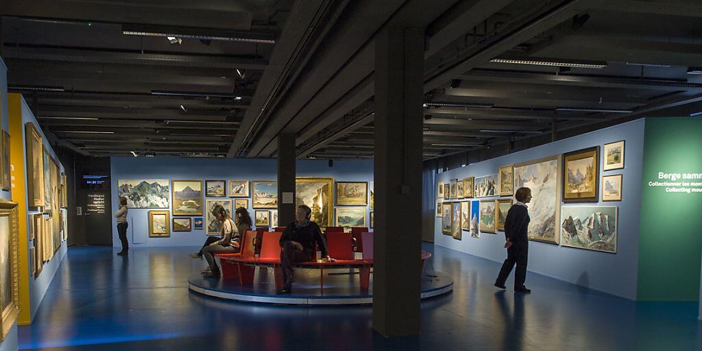 Ein Berg schöner als der andere: Das Alpine Museum in Bern öffnet für eine neue Ausstellung seine Gemäldeschatzkammer und befragt die Liebe der Schweizer zu ihren Gipfeln, Hörnern, Hubeln und Graten.