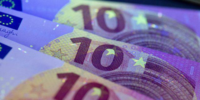 Sie versuchten, falsche Euro-Noten gegen echte Franken zu tauschen