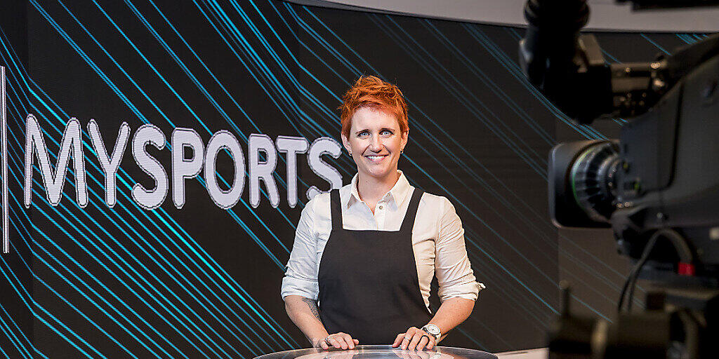 Wechselt als Sportchefin zur "Blick"-Gruppe: Moderatorin Steffi Buchli im Studio von UPC MySports in Rossens 2017. (Archivbild)