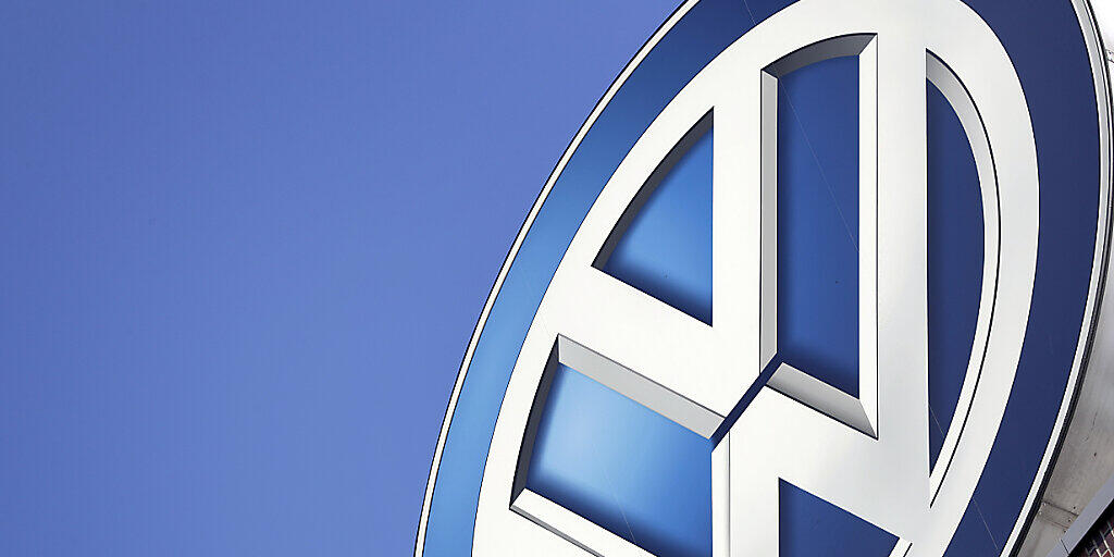 Der Volkswagen-Konzern hat seine Umsatz- und Gewinnziele für 2020 gesenkt. (Archiv)