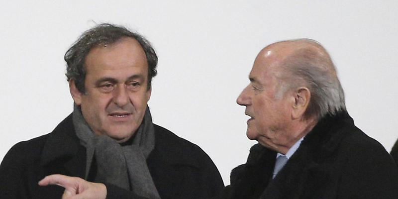 Rekurs abgelehnt: Sepp Blatter (rechts) und Michel Platini bleiben von der FIFA suspendiert Rekurs abgelehnt: Sepp Blatter (rechts) und Michel Platini bleiben von der FIFA suspendiert