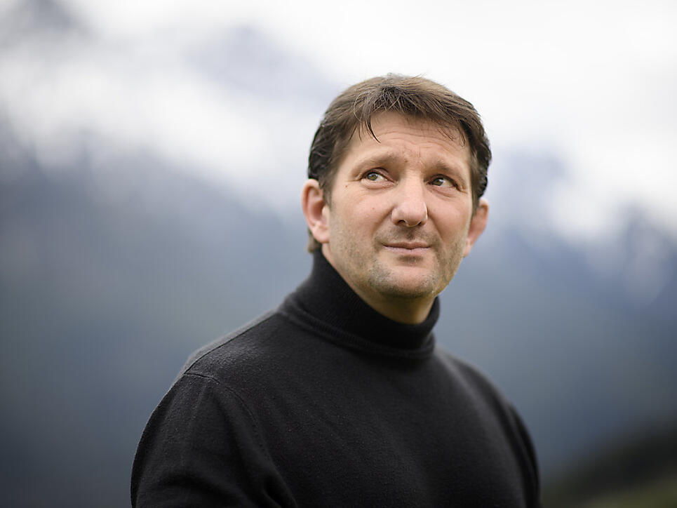 Die Umstände der Verhaftung von Adam Quadroni, Whistleblower und reuiges Kartellmitglied im Bündner Bauskandal, beschäftigen die Justiz. Die Bündner Staatsanwaltschaft setzt eine ausserordentliche Staatsanwältin ein.
