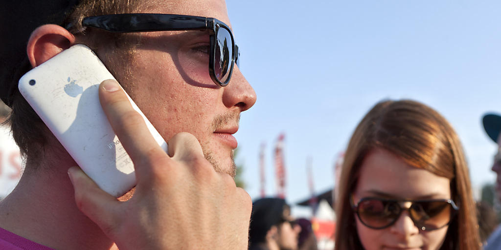 Gute Neuigkeiten für Urlauber: Ab Mitte 2017 sollen innerhalb der EU Roaming-Gebüren abgeschafft werden.