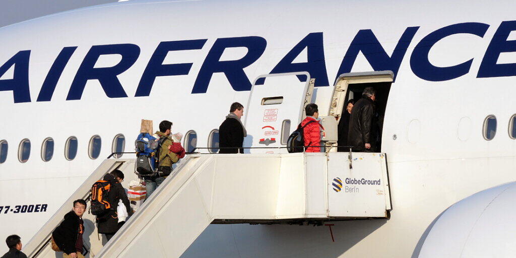Die französische Fluggesellschaft Air France will 7500 Stellen streichen. (Archivbild)