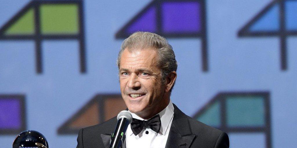 Mel Gibson - hier 2014 bei der Entgegennahme eines Lebenswerks-Preises auf dem Filmfestival von Karlsbad - wird heute 60 (Archiv). Mel Gibson - hier 2014 bei der Entgegennahme eines Lebenswerks-Preises auf dem Filmfestival von Karlsbad - wird heute 60 (Archiv).