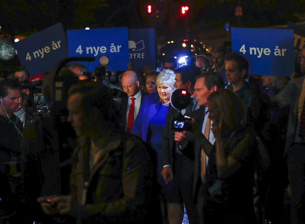Genügend Stimmen beisammen: Die konservative norwegische Ministerpräsidentin Erna Solberg kann für vier Jahre weiterregieren. Genügend Stimmen beisammen: Die konservative norwegische Ministerpräsidentin Erna Solberg kann für vier Jahre weiterregieren.