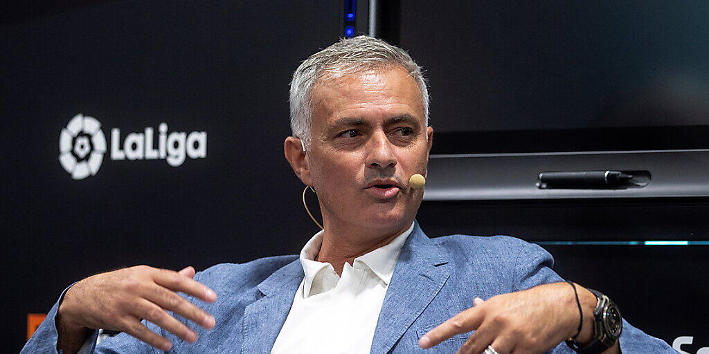 Wieder auf der Trainerbank statt im TV-Studio: José Mourinho