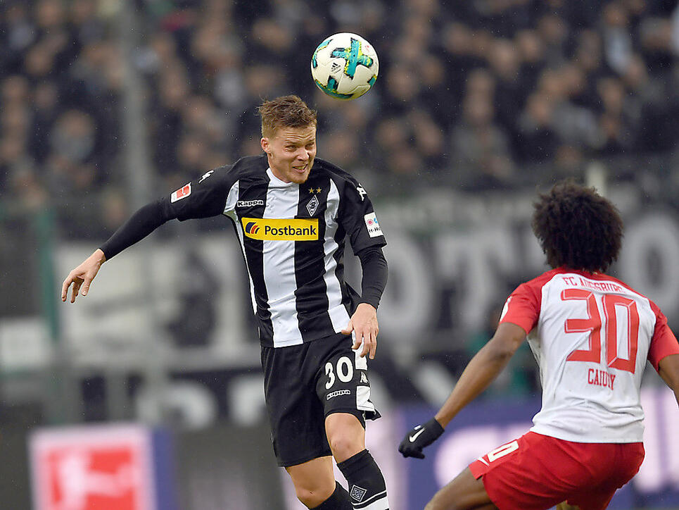 Nico Elvedi bleibt bis 2021 bei Borussia Mönchengladbach