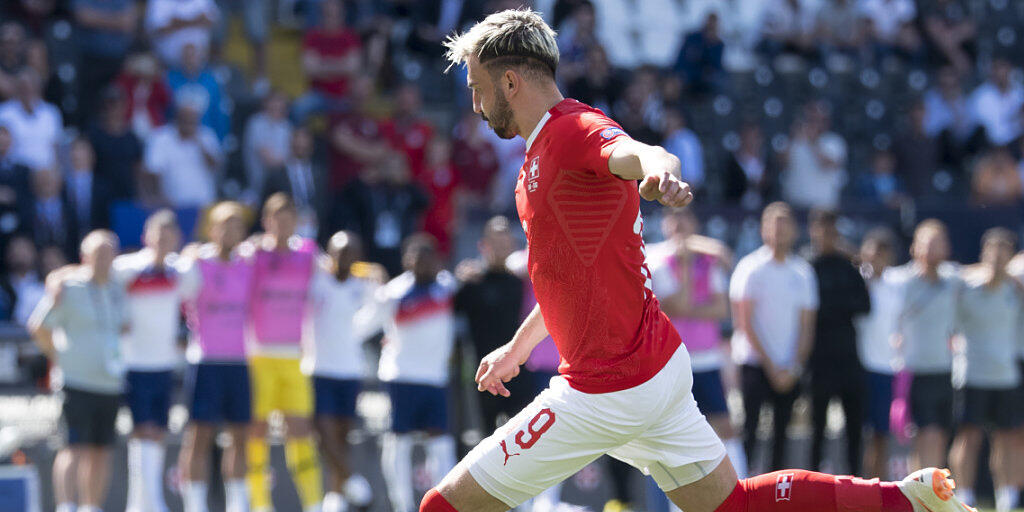 Josip Drmic will in der Premier League wieder richtig an Fahrt aufnehmen Josip Drmic will in der Premier League wieder richtig an Fahrt aufnehmen