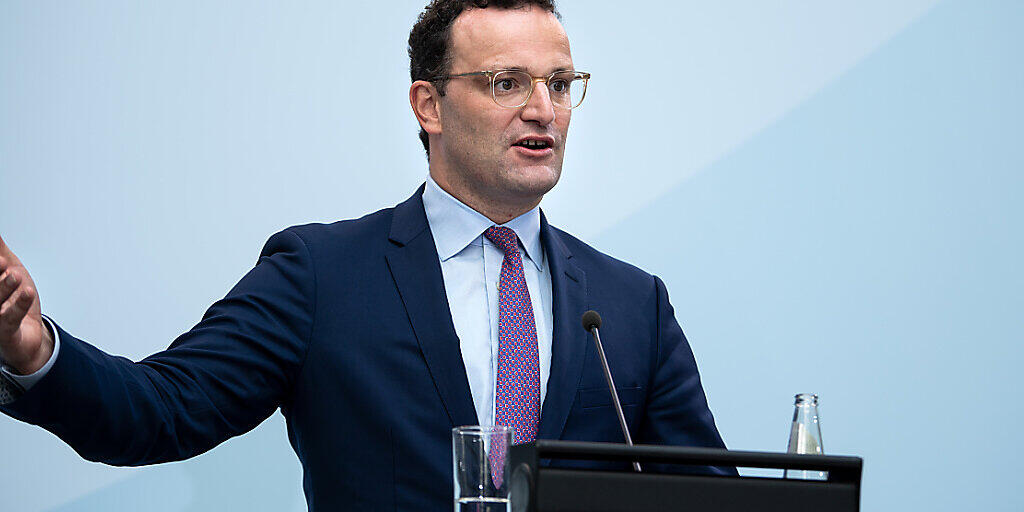 Deutschlands Gesundheitsminister Jens Spahn spricht in Berlin. Foto: Bernd von Jutrczenka/dpa
