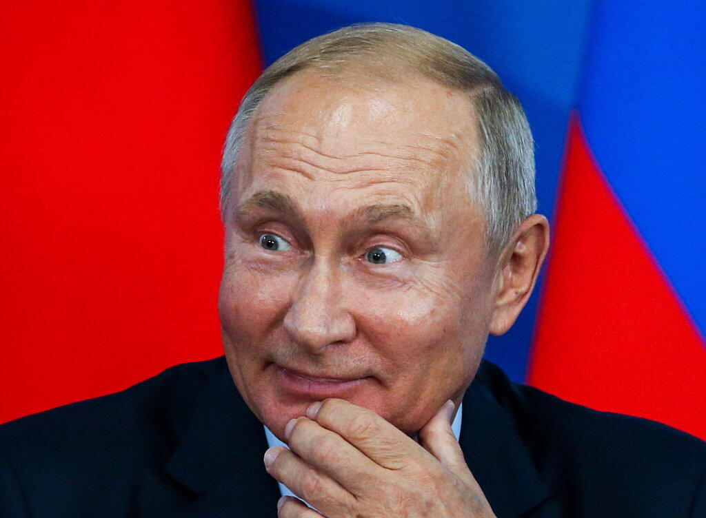 Nur eine Provokation? Der russische Präsident bietet Japan einen Friedensvertrag an - Tokio will aber die Kurilen zurückhaben. Nur eine Provokation? Der russische Präsident bietet Japan einen Friedensvertrag an - Tokio will aber die Kurilen zurückhaben.