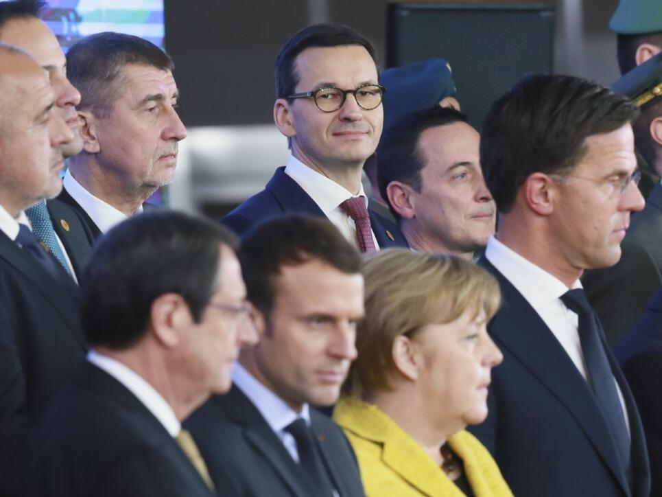 25 EU-Staats- und Regierungschefs haben am Donnerstag in Brüssel am Rande des EU-Gipfels mit einer Zeremonie den Start der "Ständigen Strukturierten Zusammenarbeit" (Pesco) in Verteidigungsfragen gefeiert.
