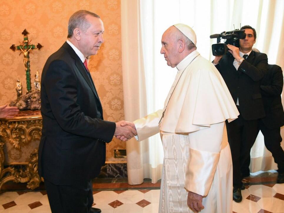 Wurde von Papst Franziskus (r) erstmals zu einer Audienz empfangen: der türkische Staatspräsident Recep Tayyip Erdogan (l).