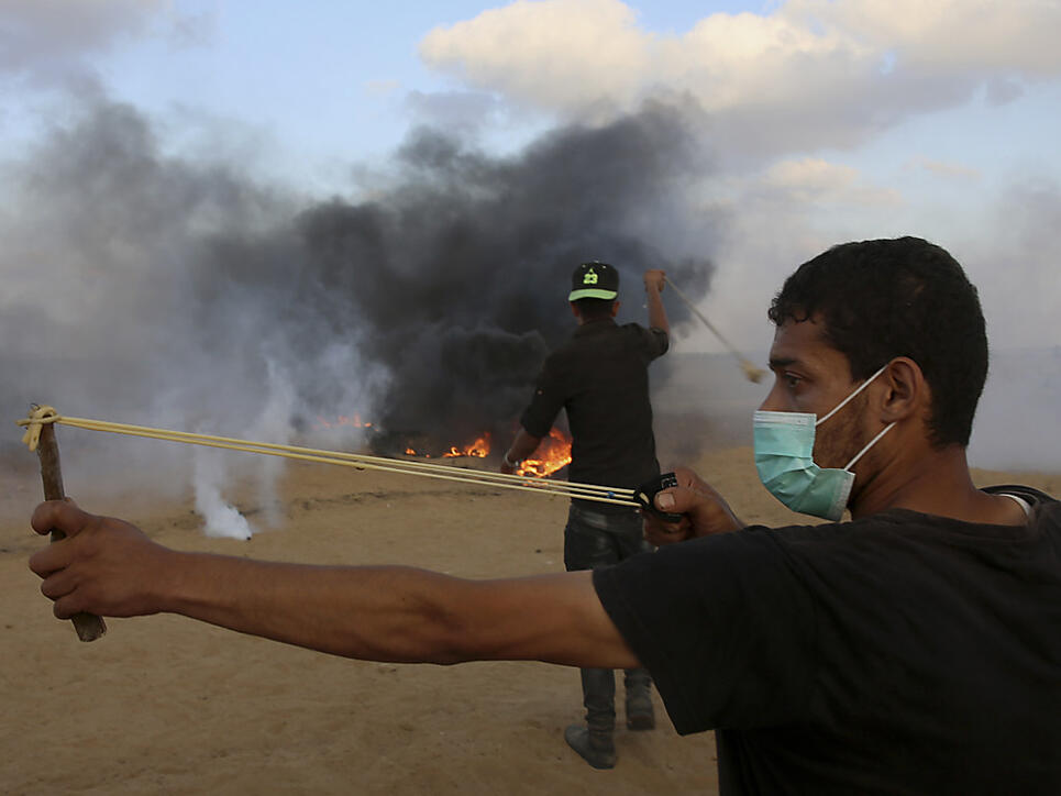 Waffenstillstand angekündigt: Nach einer Eskalation der Gewalt zwischen Israelis und Palästinensern am Freitag sollen die Waffen vorerst schweigen.