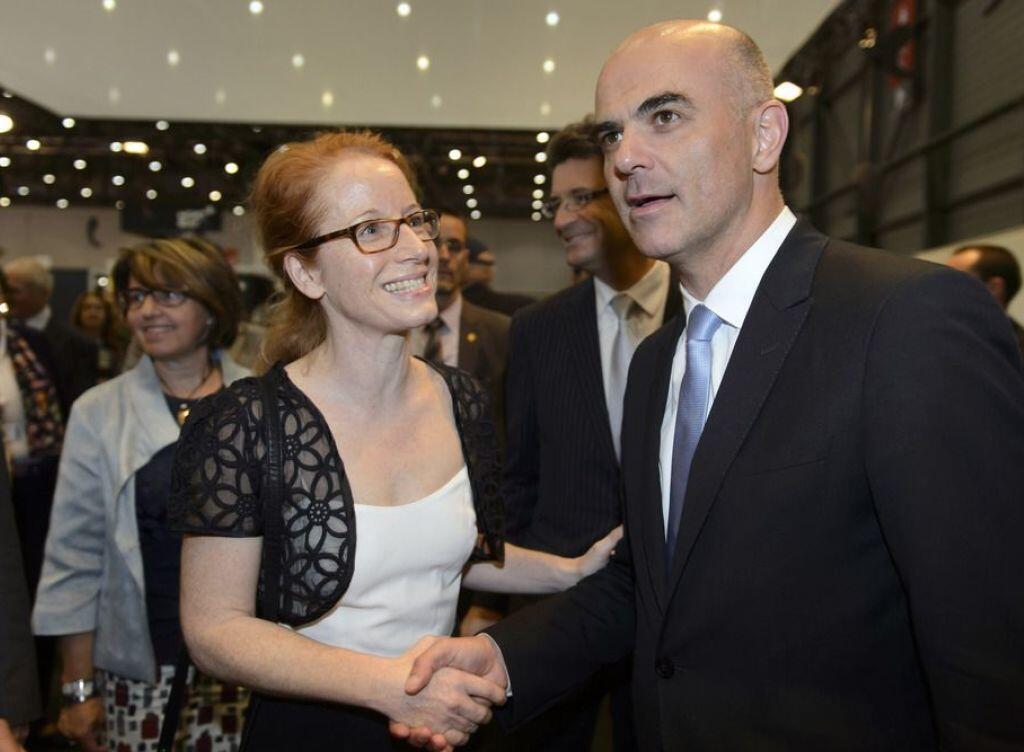 Isabelle Falconnier - hier 2015 mit Bundesrat Alain Berset - gibt nach sieben Jahren die Leitung der Genfer Buchmesse ab. Isabelle Falconnier - hier 2015 mit Bundesrat Alain Berset - gibt nach sieben Jahren die Leitung der Genfer Buchmesse ab.