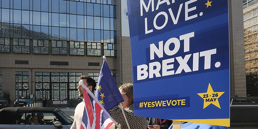In London wollen sich am heutigen Samstag erneut tausende Brexit-Gegner versammeln. (Archivbild)