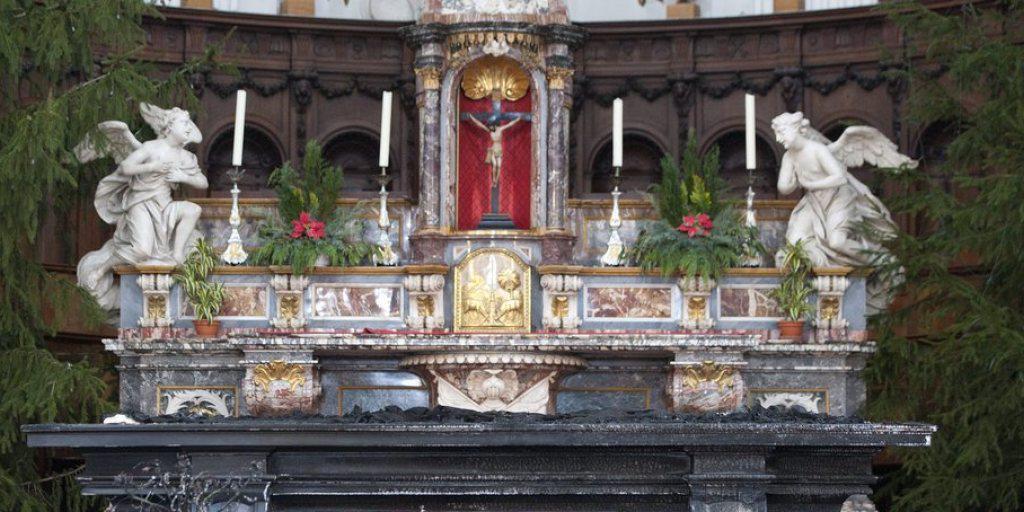 Brandanschlag auf den Altar in der St.-Ursen-Kathedrale in Solothurn: Der 66-jährige Urheber des Anschlags wird verwahrt.