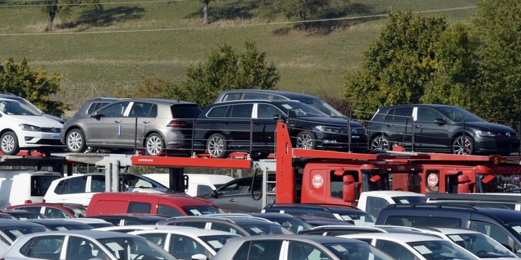 VW-Importeur Amag ist auf einen Rückruf vorbereitet: VW-Fahrzeuge bei der Amag in Lupfig. (Archiv) VW-Importeur Amag ist auf einen Rückruf vorbereitet: VW-Fahrzeuge bei der Amag in Lupfig. (Archiv)