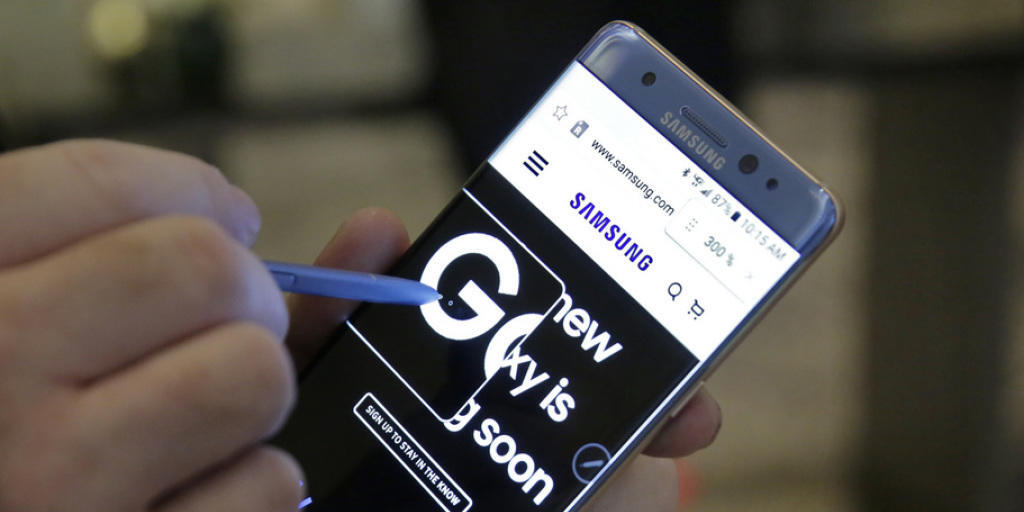 Das Smartphone selbst ist nicht das Problem, aber der Akku kann überhitzen und Brände verursachen. Das Smartphone selbst ist nicht das Problem, aber der Akku kann überhitzen und Brände verursachen.