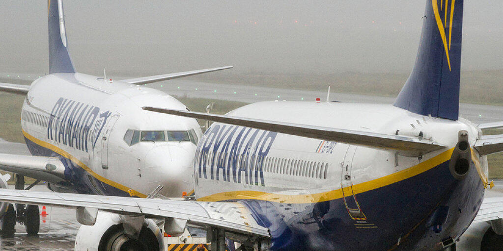 Einige Verspätungen, aber keine Totalausfälle: Der erste Pilotenstreik bei Ryanair mit drohenden Flugausfällen kurz vor den Weihnachtsfeiertagen hat die Passagiere zunächst nicht so hart getroffen wie befürchtet. (Archiv)