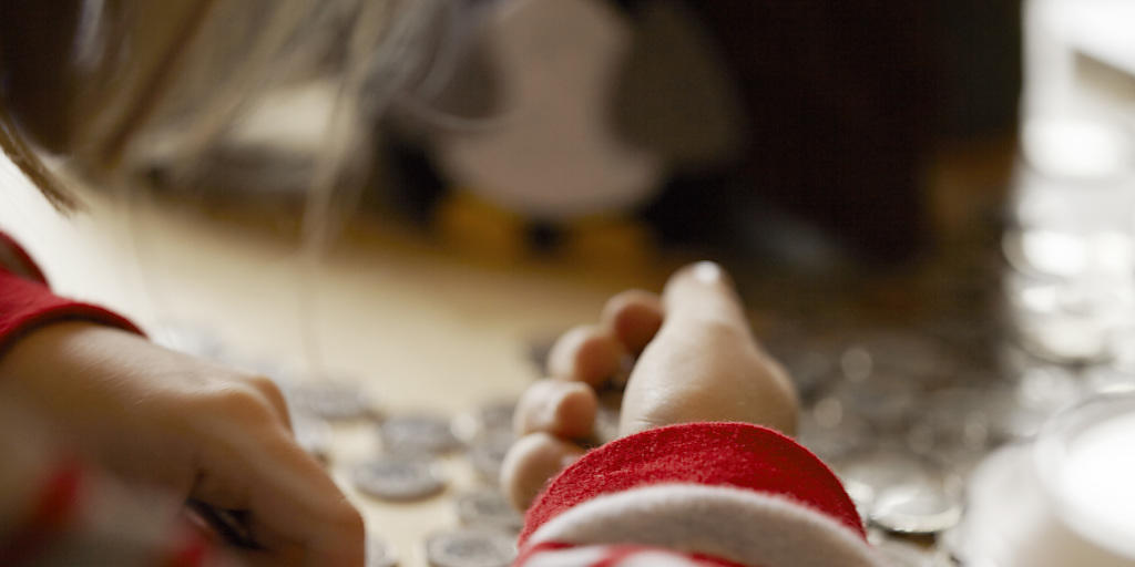 Viele Schweizer Kinder sparen ihr Taschengeld freiwillig, wie eine Studie der Credit Suisse zeigt. Viele Schweizer Kinder sparen ihr Taschengeld freiwillig, wie eine Studie der Credit Suisse zeigt.