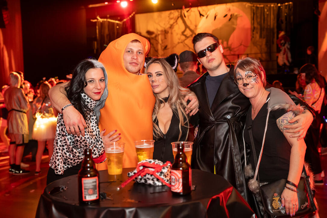 «Schaabumm» Party im Saal Schaan